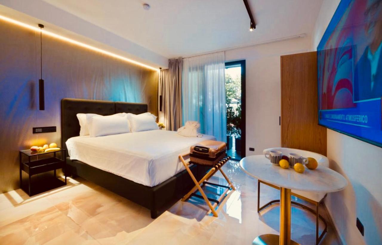 Boutique Hotel סירמיונה מראה חיצוני תמונה