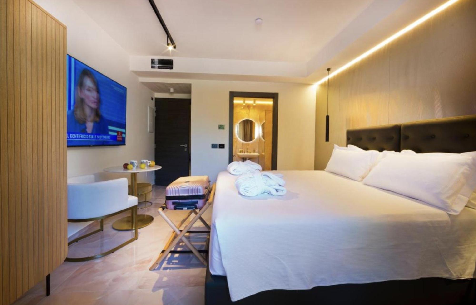 Boutique Hotel סירמיונה מראה חיצוני תמונה
