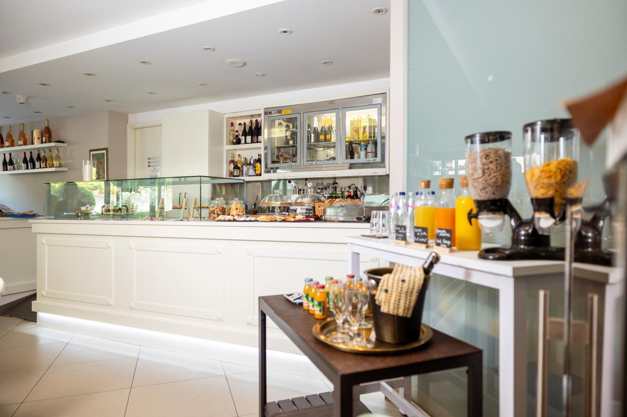 Boutique Hotel סירמיונה מראה חיצוני תמונה