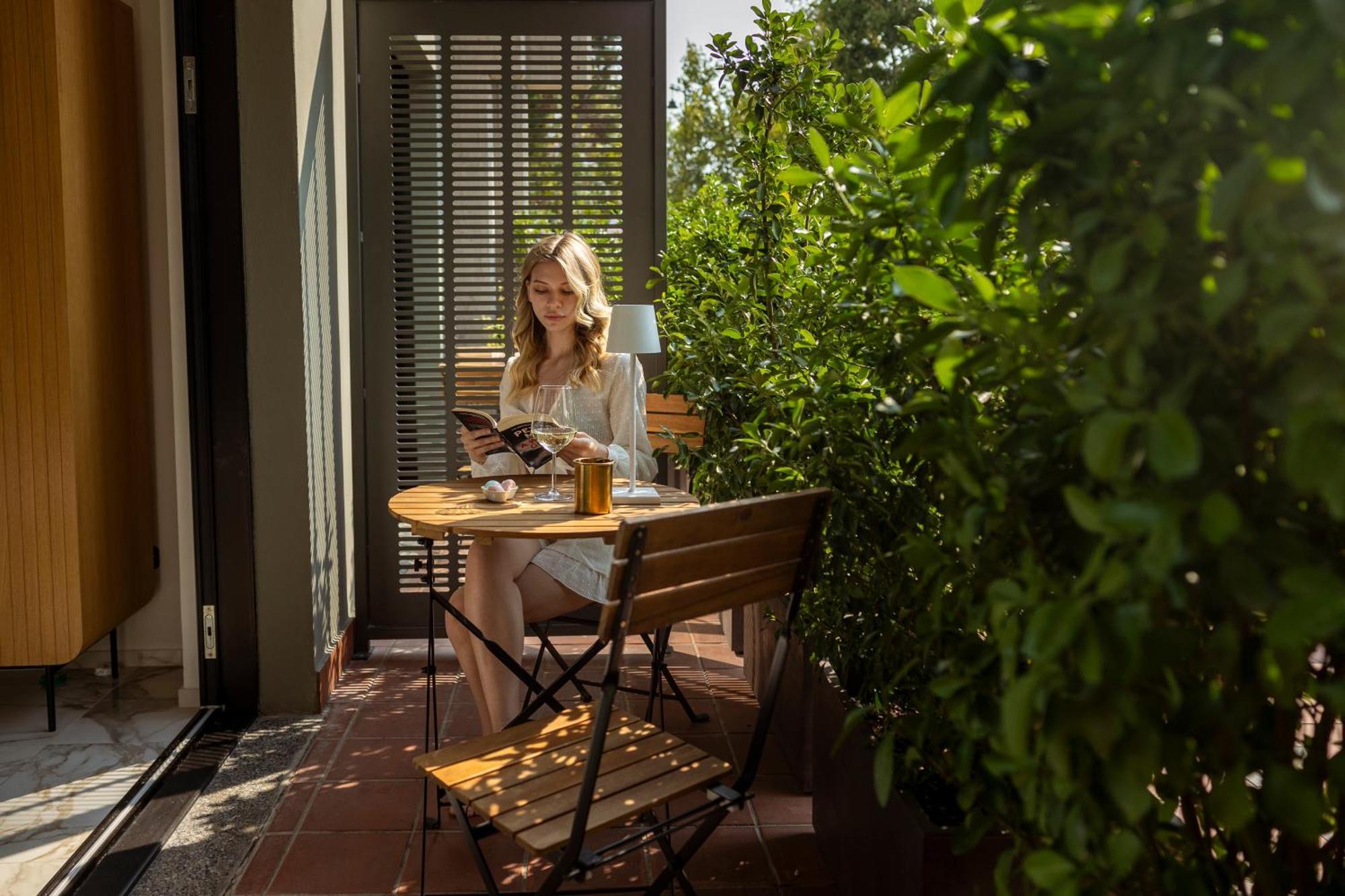 Boutique Hotel סירמיונה מראה חיצוני תמונה